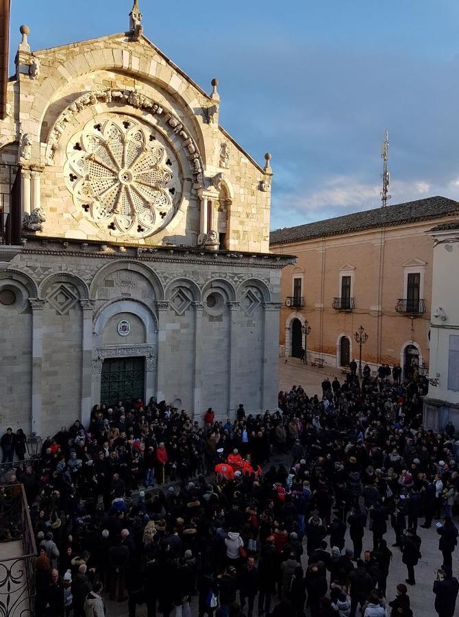 Alloggio Cattedrale Troia Zewnętrze zdjęcie